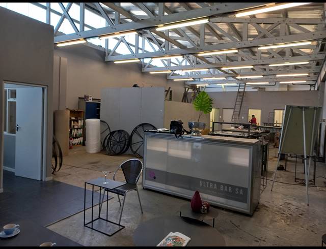 189M² WAREHOUSE TO LET IN MAITLAND
